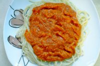 spaghetti z sosem z soczewicą