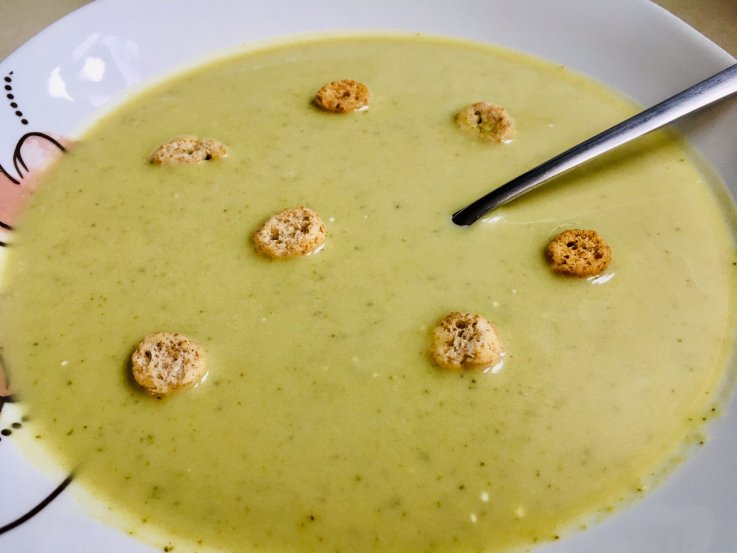 zupa brokułowa z mascarpone